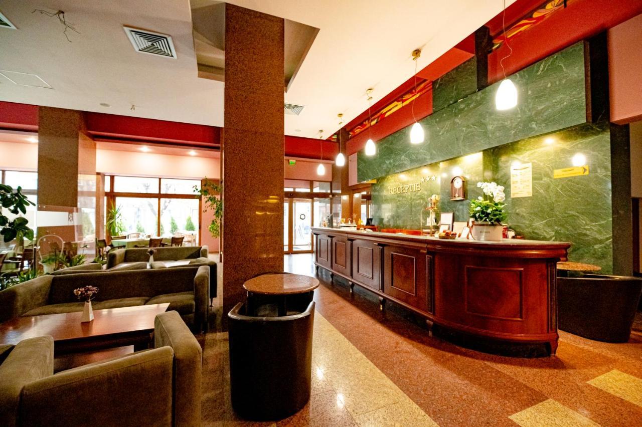 Hotel Rivulus Baia Mare Ngoại thất bức ảnh