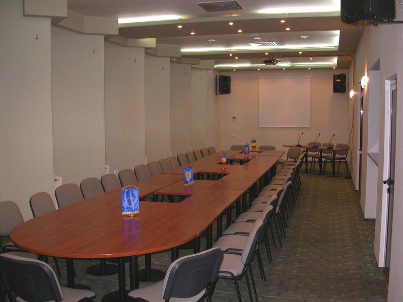 Hotel Rivulus Baia Mare Ngoại thất bức ảnh