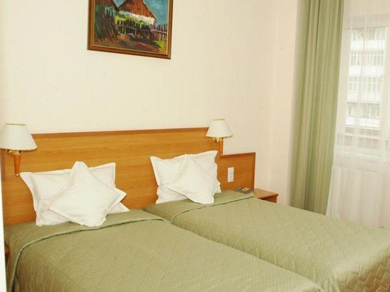 Hotel Rivulus Baia Mare Ngoại thất bức ảnh